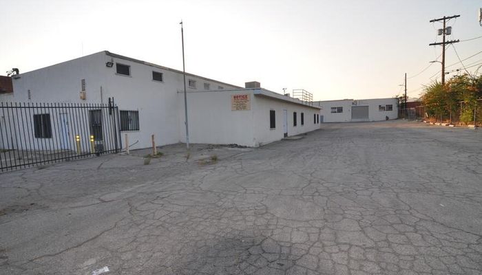 Warehouse Space for Rent at 13303 Louvre St Pacoima, CA 91331 - #23