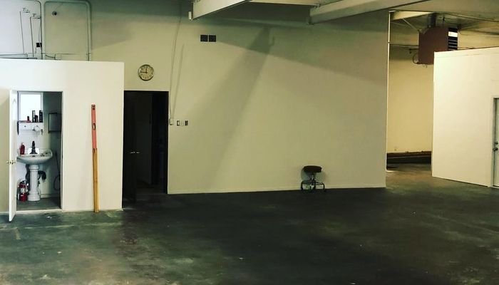 Warehouse Space for Rent at 21328 Hart St Canoga Park, CA 91303 - #11
