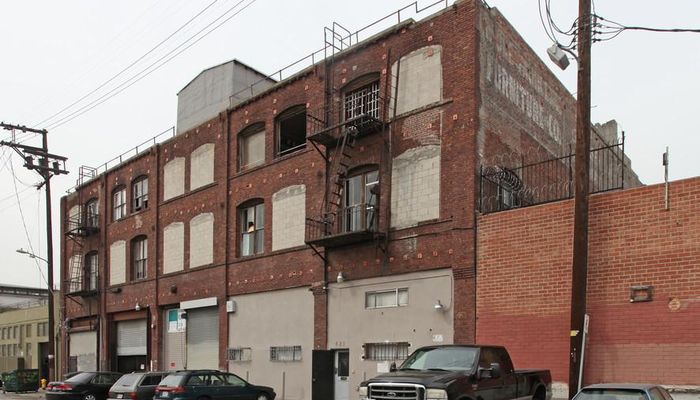 Warehouse Space for Rent at 421-427 Colyton St Los Angeles, CA 90013 - #3