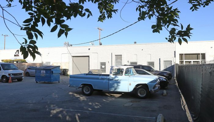 Warehouse Space for Rent at 9030 Owensmouth Ave Canoga Park, CA 91304 - #5