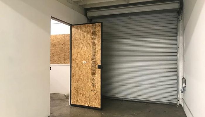 Warehouse Space for Rent at 1725 Newton St Los Angeles, CA 90021 - #4