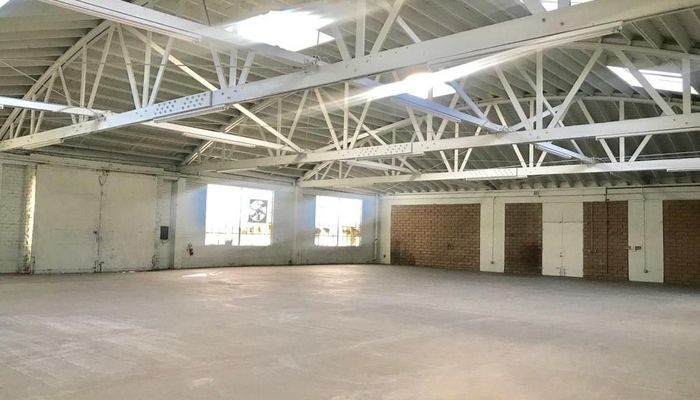 Warehouse Space for Rent at 1100-1110 Mateo St Los Angeles, CA 90021 - #9