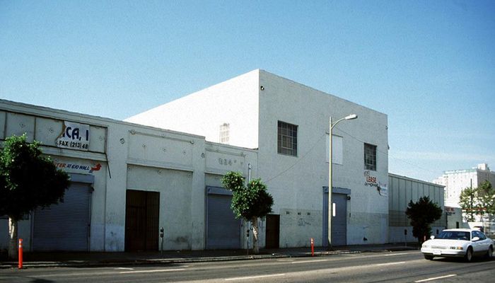Warehouse Space for Rent at 324 E 6th St Los Angeles, CA 90014 - #2