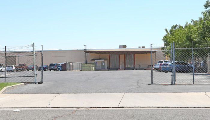 Warehouse Space for Rent at 2788 N Larkin Ave Fresno, CA 93727 - #6
