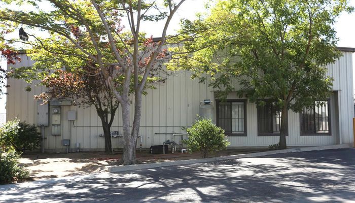 Warehouse Space for Rent at 5451 W Mission Ave Fresno, CA 93722 - #3