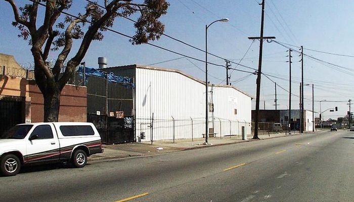 Warehouse Space for Rent at 6231 S Manhattan Pl Los Angeles, CA 90047 - #3