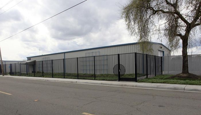 Warehouse Space for Rent at 1009 N Union St Stockton, CA 95205 - #2