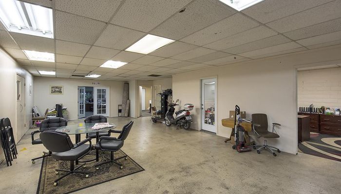 Warehouse Space for Rent at 11 Quinta Ct Sacramento, CA 95823 - #4