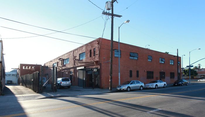Warehouse Space for Rent at 401-409 E Washington Blvd Los Angeles, CA 90015 - #2