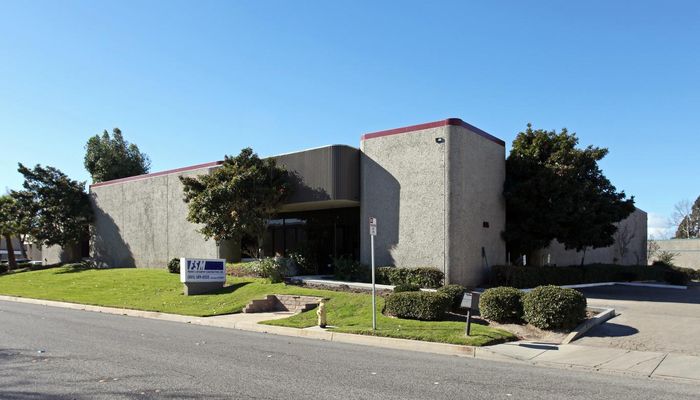 Warehouse Space for Rent at 835 Flynn Rd Camarillo, CA 93012 - #1