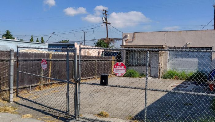 Warehouse Space for Sale at 2021 W Gaylord St Long Beach, CA 90813 - #9