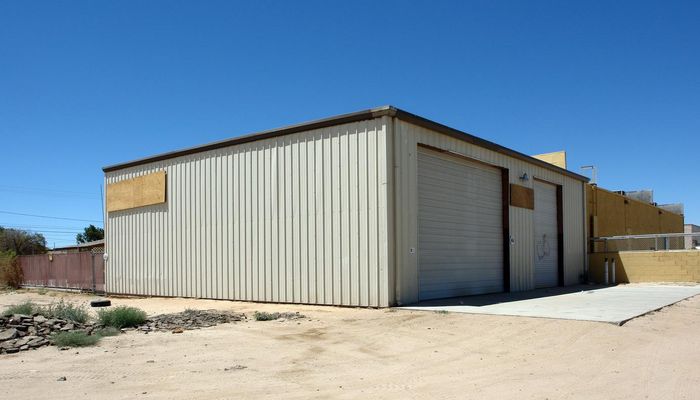Warehouse Space for Sale at 16068 Walnut St Hesperia, CA 92345 - #4