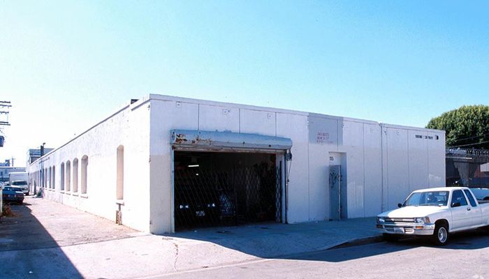Warehouse Space for Rent at 119 W 36th Pl Los Angeles, CA 90007 - #8