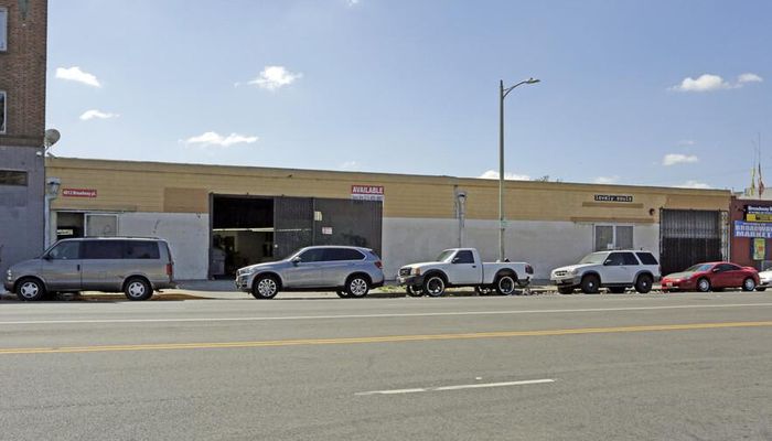 Warehouse Space for Rent at 4012-4016 Broadway Pl Los Angeles, CA 90037 - #1
