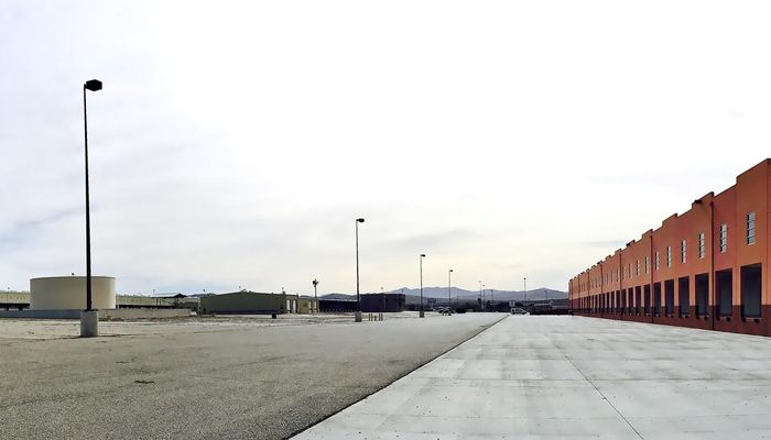 Warehouse Space for Rent at 2951 Lenwood Rd Barstow, CA 92311 - #10