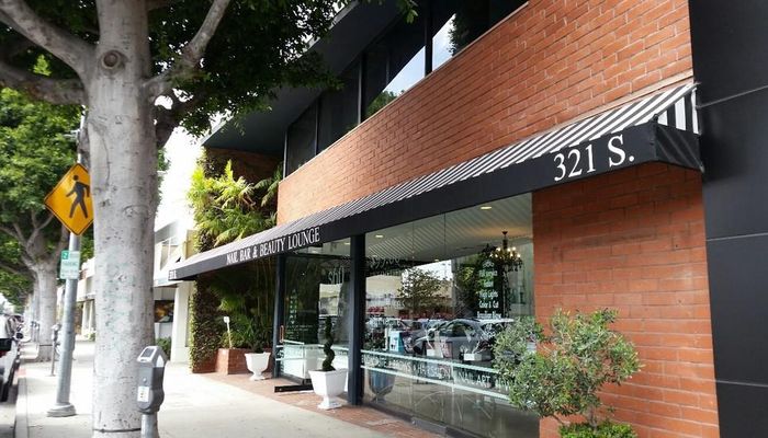 Office Space for Rent at 321-325 S Robertson Blvd Beverly Hills, CA 90211 - #4