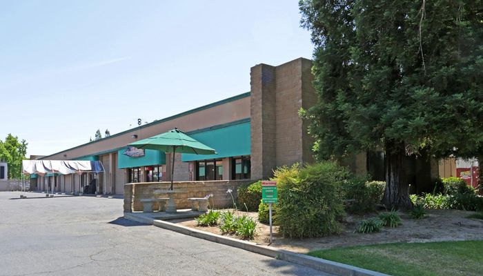 Warehouse Space for Rent at 5494 E Lamona Ave Fresno, CA 93727 - #1