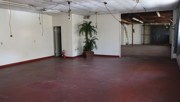 Warehouse Space for Rent at 4863 Telegraph Rd Los Angeles, CA 90022 - #8
