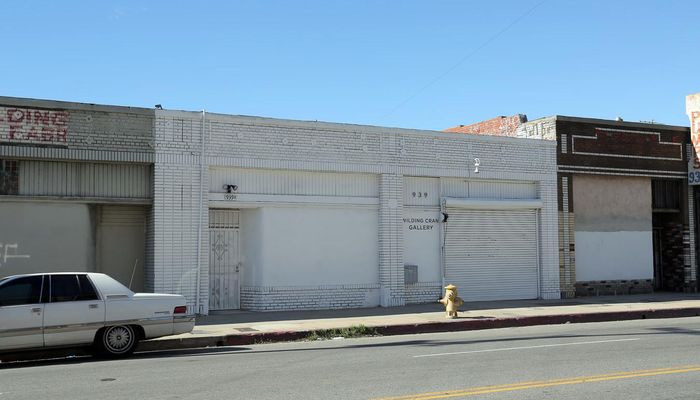 Warehouse Space for Rent at 939 S Santa Fe Ave Los Angeles, CA 90021 - #2
