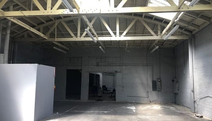 Warehouse Space for Rent at 6121 S Western Ave Los Angeles, CA 90047 - #8