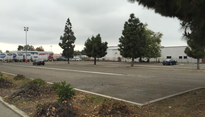 Warehouse Space for Rent at 410 W Grove Ave Orange, CA 92865 - #3