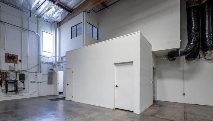 Warehouse Space for Rent at 1040 N Kraemer Pl Anaheim, CA 92806 - #8