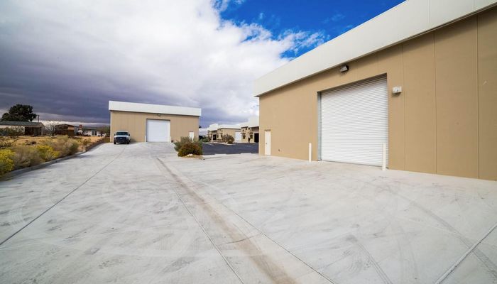 Warehouse Space for Rent at 10653 G Ave Hesperia, CA 92345 - #8