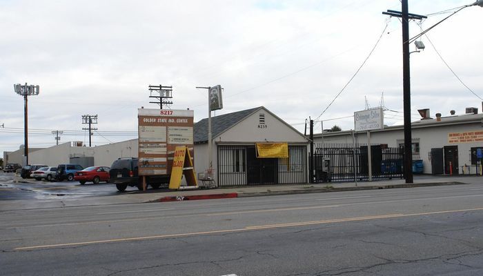 Warehouse Space for Rent at 8235-8239 Lankershim Blvd North Hollywood, CA 91605 - #6