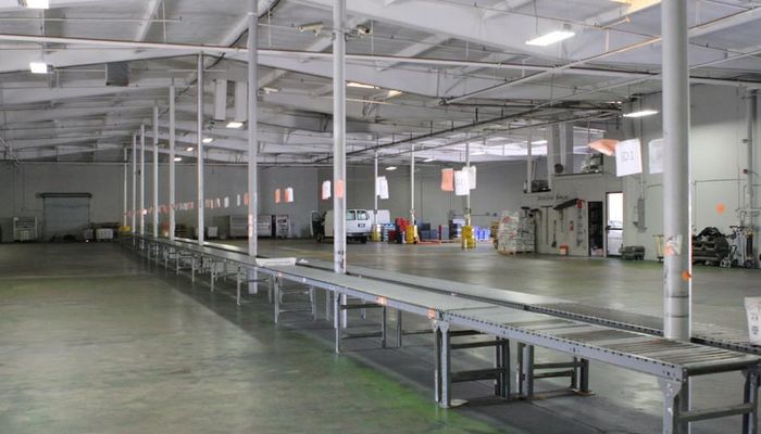 Warehouse Space for Rent at 9710-9712 Distribution Ave San Diego, CA 92121 - #1