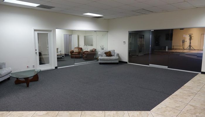 Warehouse Space for Rent at 8423-8431 Canoga Ave Canoga Park, CA 91304 - #15
