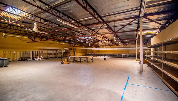 Warehouse Space for Rent at 2444 Porter St Los Angeles, CA 90021 - #84