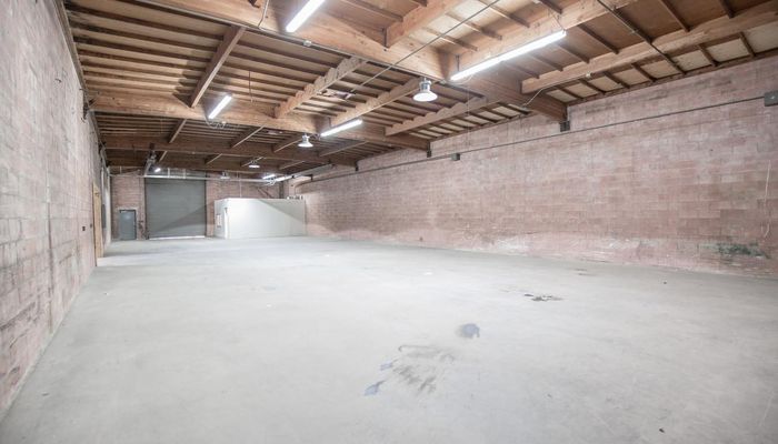 Warehouse Space for Rent at 2815-2819 Southwest Dr Los Angeles, CA 90043 - #5