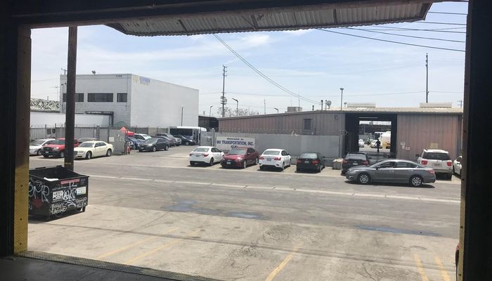 Warehouse Space for Rent at 930 S Mateo St Los Angeles, CA 90021 - #10