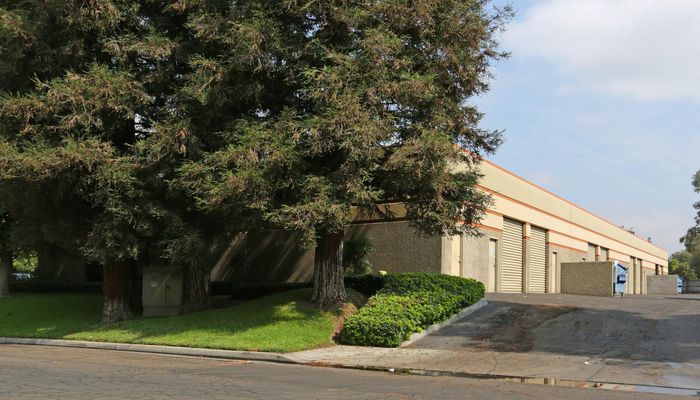 Warehouse Space for Sale at 4762 W Jennifer Ave Fresno, CA 93722 - #1
