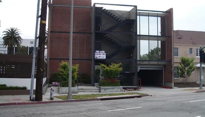 Office Space for Rent at 113 N San Vicente Blvd Beverly Hills, CA 90211 - #12