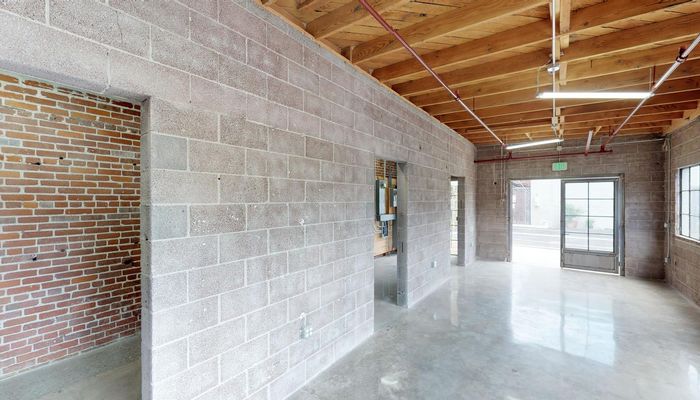 Warehouse Space for Rent at 1914 Raymond Ave Los Angeles, CA 90007 - #82