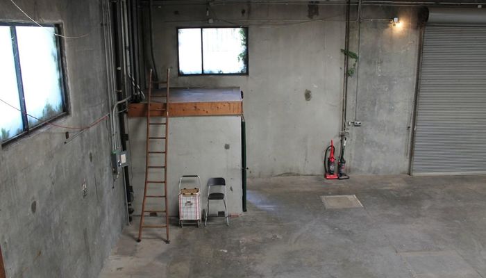 Warehouse Space for Rent at 1197-1199 Thomas Ave San Francisco, CA 94124 - #6