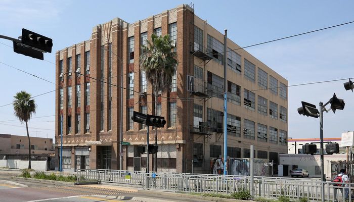 Warehouse Space for Rent at 721-725 E Washington Blvd Los Angeles, CA 90021 - #2