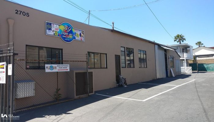 Warehouse Space for Rent at 2705-2721 Saint Louis Ave Signal Hill, CA 90755 - #4