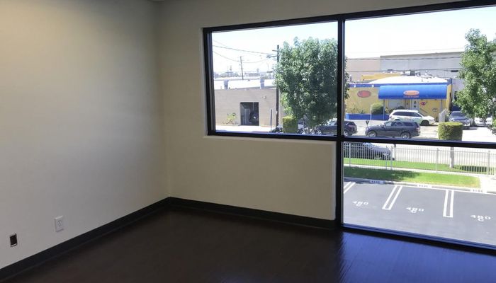 Warehouse Space for Rent at 440 S Hindry Ave Inglewood, CA 90301 - #18