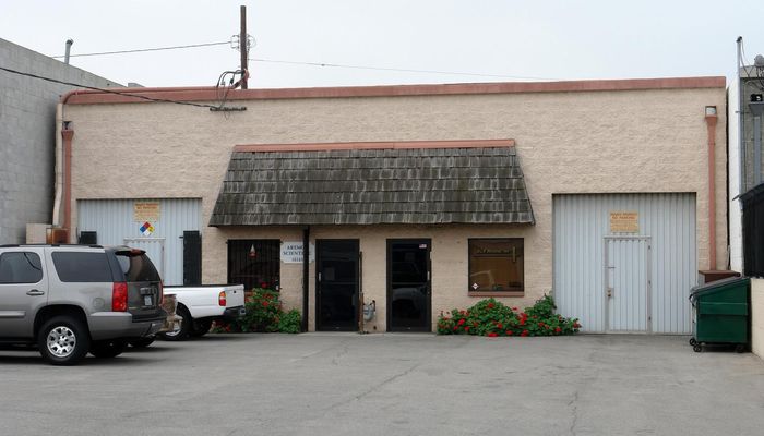 Warehouse Space for Rent at 16150 Wyandotte St Van Nuys, CA 91406 - #1