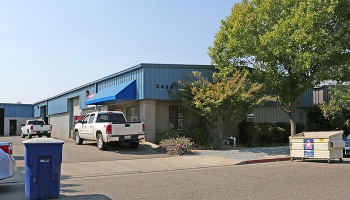 Warehouse Space for Rent at 3439 W Holland Ave Fresno, CA 93722 - #1