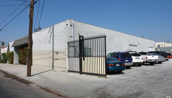 Warehouse Space for Rent at 14655-14657 Lull St Van Nuys, CA 91405 - #2