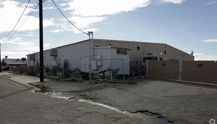 Warehouse Space for Rent at 22140 Outer Hwy 18 Apple Valley, CA 92307 - #5