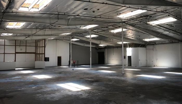 Warehouse Space for Rent at 5207-5221 W Jefferson Blvd Los Angeles, CA 90016 - #5