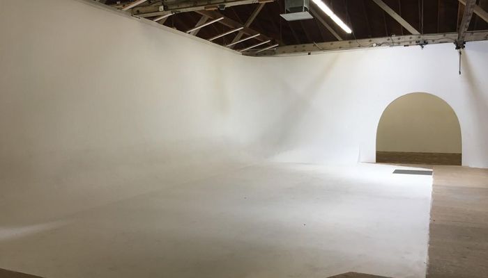 Warehouse Space for Rent at 7050 Deering Ave Canoga Park, CA 91303 - #3