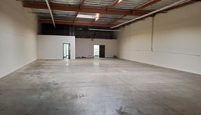 Warehouse Space for Rent at 9155 Alabama Ave Chatsworth, CA 91311 - #3