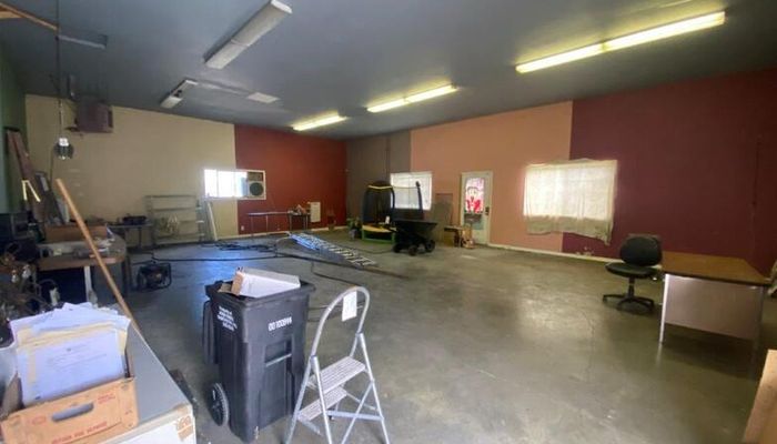 Warehouse Space for Rent at 7056 Danyeur Rd Redding, CA 96001 - #8