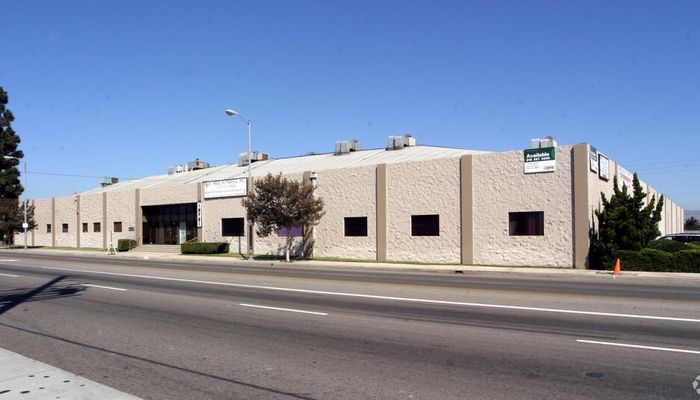 Warehouse Space for Rent at 10701-10703 Vanowen St North Hollywood, CA 91605 - #7