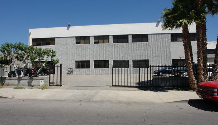 Warehouse Space for Rent at 15927-15929 Arminta St Van Nuys, CA 91406 - #2
